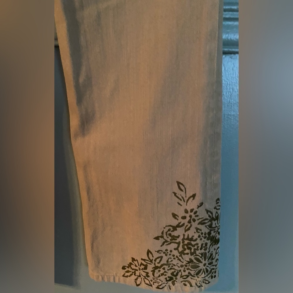 Lauren Jean Co. Jeans Womens Size 8 Khaki High Rise Floral Stenciled Detail - Picture 7 of 14
